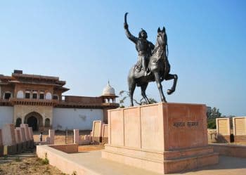 Statue of Surajmal Jat