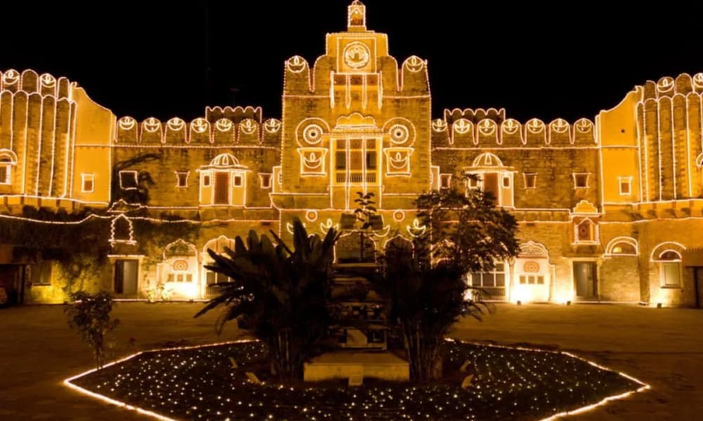 Illuminated view of Kesar Garh Heritage Palace at night Kesar Garh Fort Night Lighting