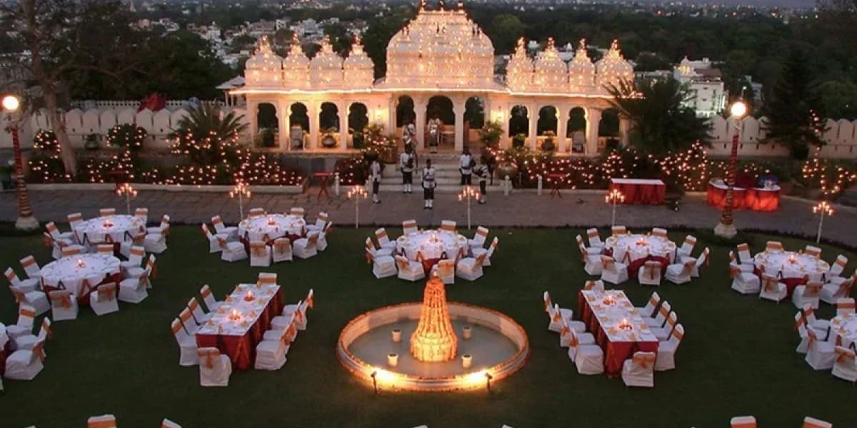 Luxury Royal Palace Outdoor Wedding Dining Setup at Night Royal Palace Wedding Setup