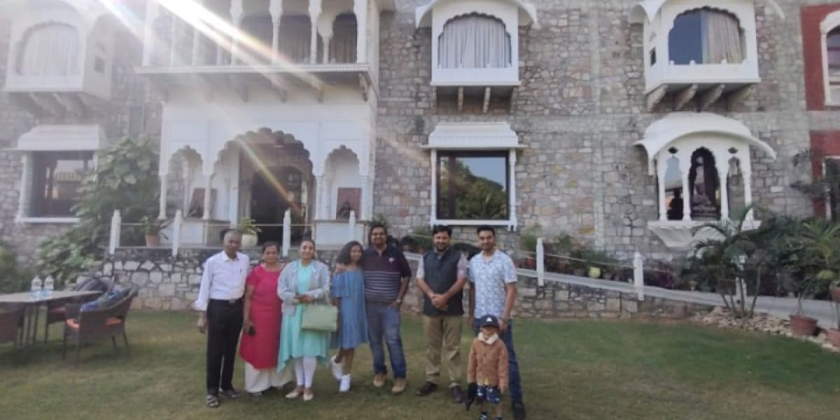 Family Group at Rajasthan Heritage Hotel Stay Resort Garden Rajasthan Heritage Hotel Stay