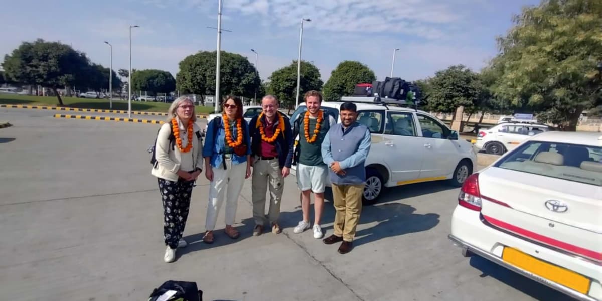 Jaipur Airport Taxi Tour Packages & Sightseeing For Guests Jaipur Airport Taxi For Tour